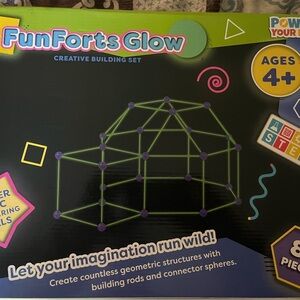 Building Set - Green and Purple